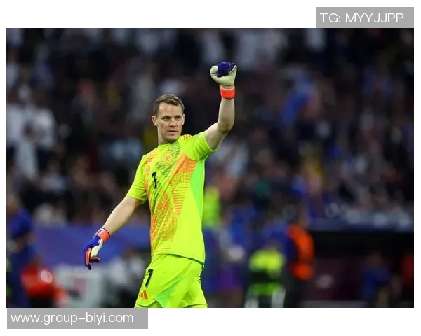 法尔克透露诺伊尔退役后乌尔比希将成一号门将斯图争取低价签努贝尔