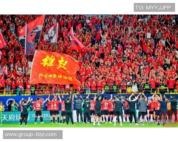 亚冠精英联赛本轮观众热情高涨蓉城主场吸引近28万球迷海港申花也超万人到场
