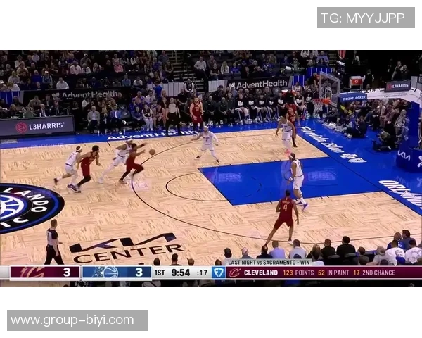 米切尔本赛季表现惊艳场均306分创生涯新高篮板助攻数据全面提升