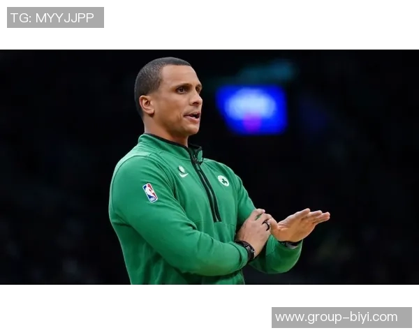 张佳玮本季卡斯尔命中率领跑全队对位球员表现大幅落后仅为36